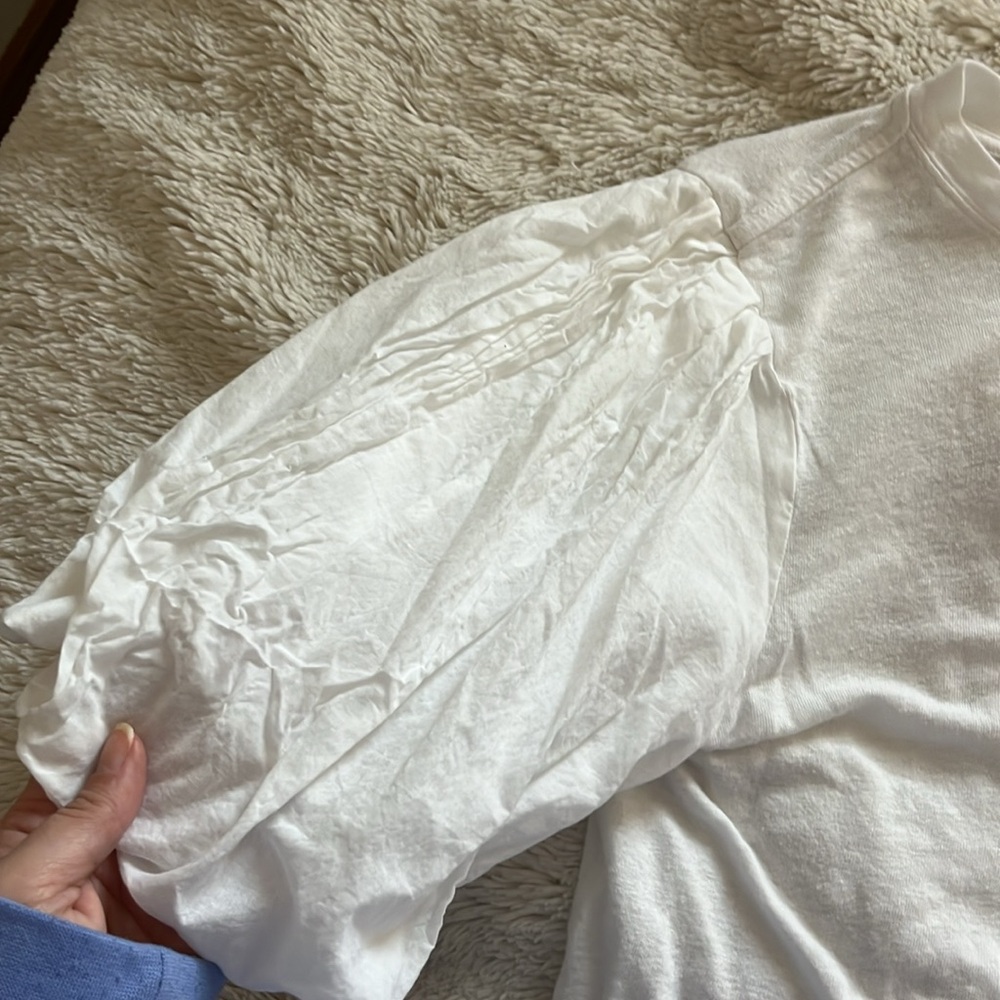 Joie Puff Sleeve Short Sleeve White T-Shirt Blouse - Picture 3 of 5